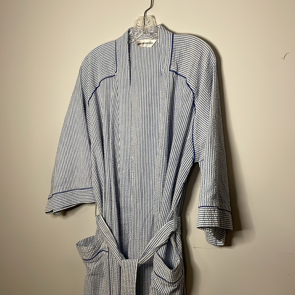 💥PIERRE CARDIN Striped Robe - Picture 4 of 11